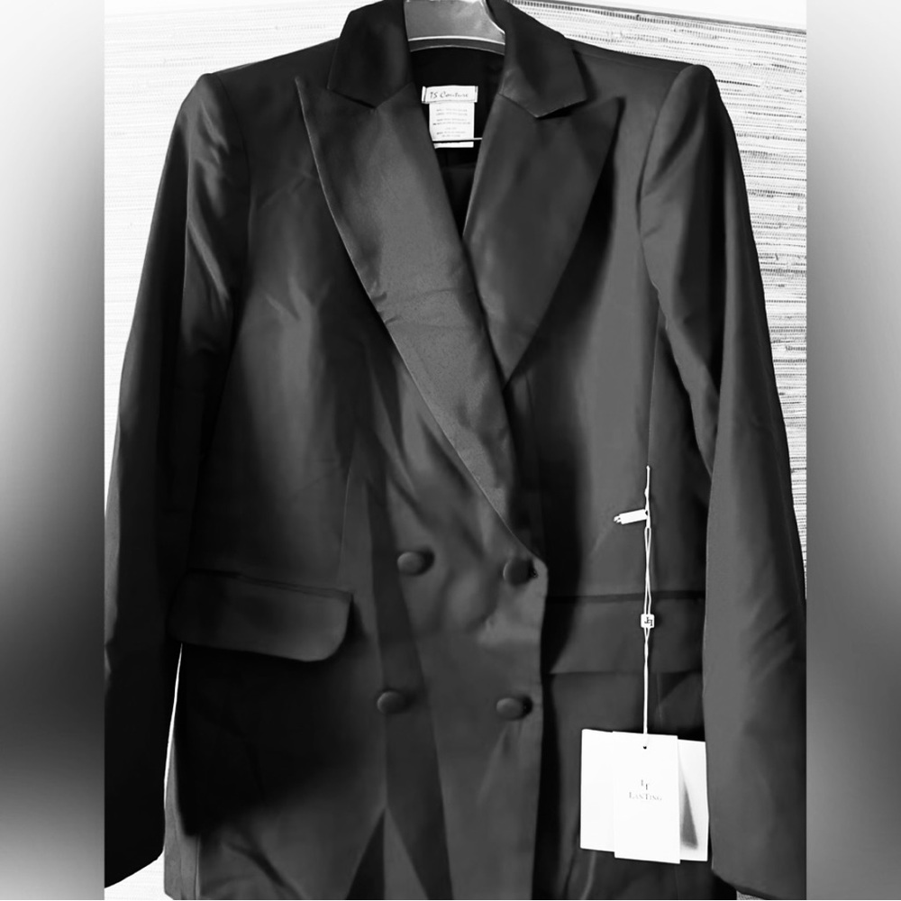 NWT TS Couture Elegant Formal Suit with Satin Lapel - Picture 3 of 9